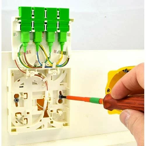 IKEPE DTIO Mural 1 Fibre Avec Raccord Et Pigtail SC/APC 4 IKEPE DTIO Mural 1 Fibre Avec Raccord Et Pigtail SC/APC – Image 2