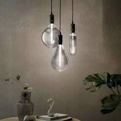 PHILIPS Modern Ampoule LED Filament Dimmable E27 230V 6,5W(=20W) 200lm 1800K LEDbulb Giant Globe - 315396 7 PHILIPS Modern Ampoule LED Filament Dimmable E27 230V 6,5W(=20W) 200lm 1800K LEDbulb Giant Globe - 315396 -123elec Soldes Magasin phi315396 philips giant led filament dim e27 230v 6 5w 25w 270lm 4000k smo 3